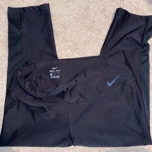 Nike Capri Leggings